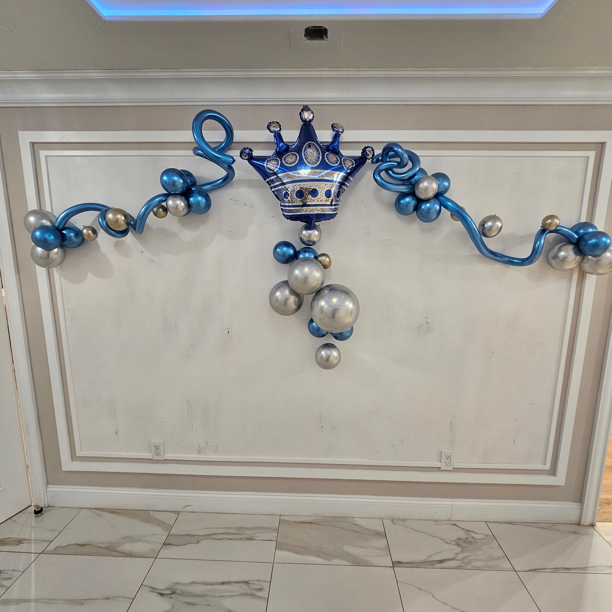 Regal Birthday Custom Ballon Decor