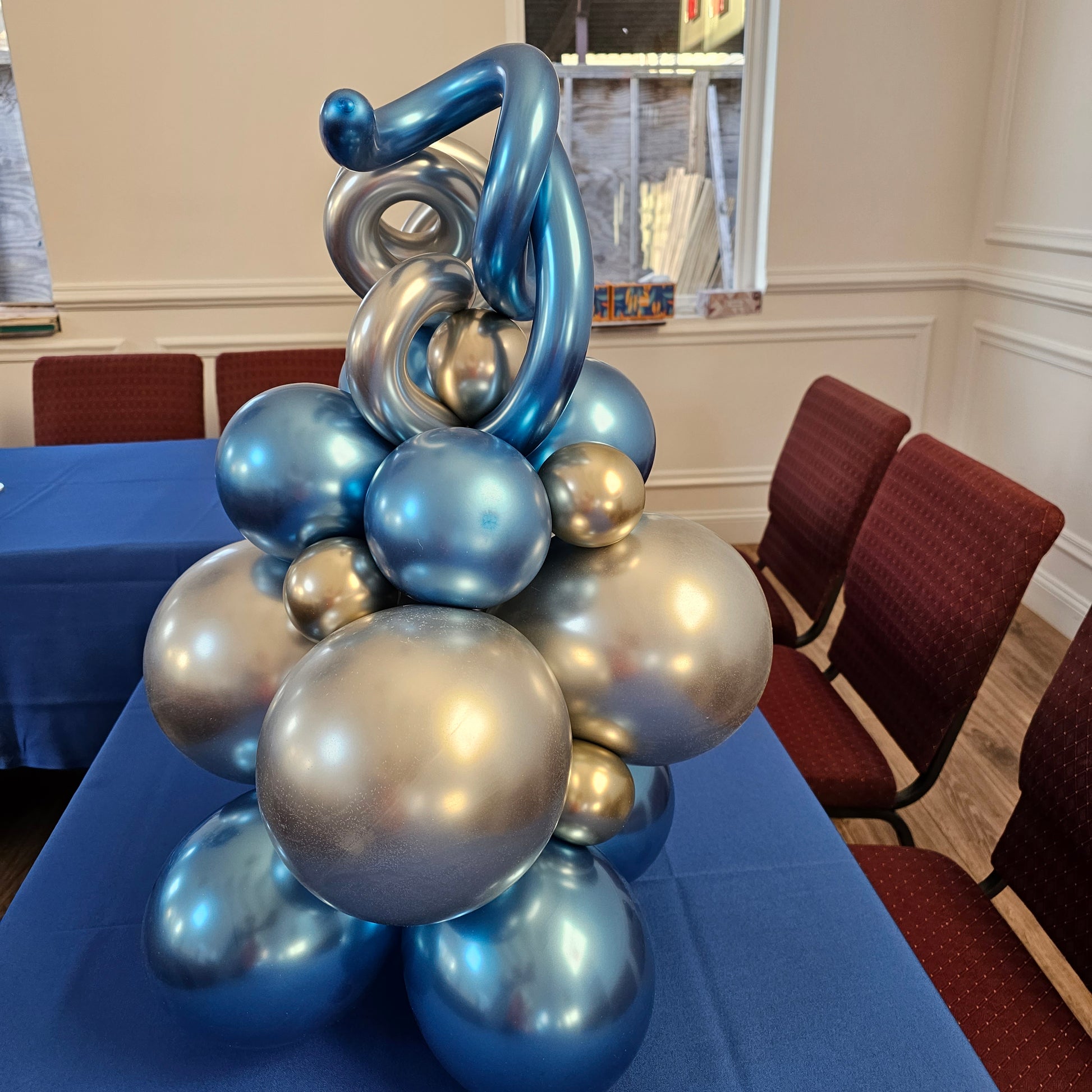 Regal Birthday Custom Ballon Decor