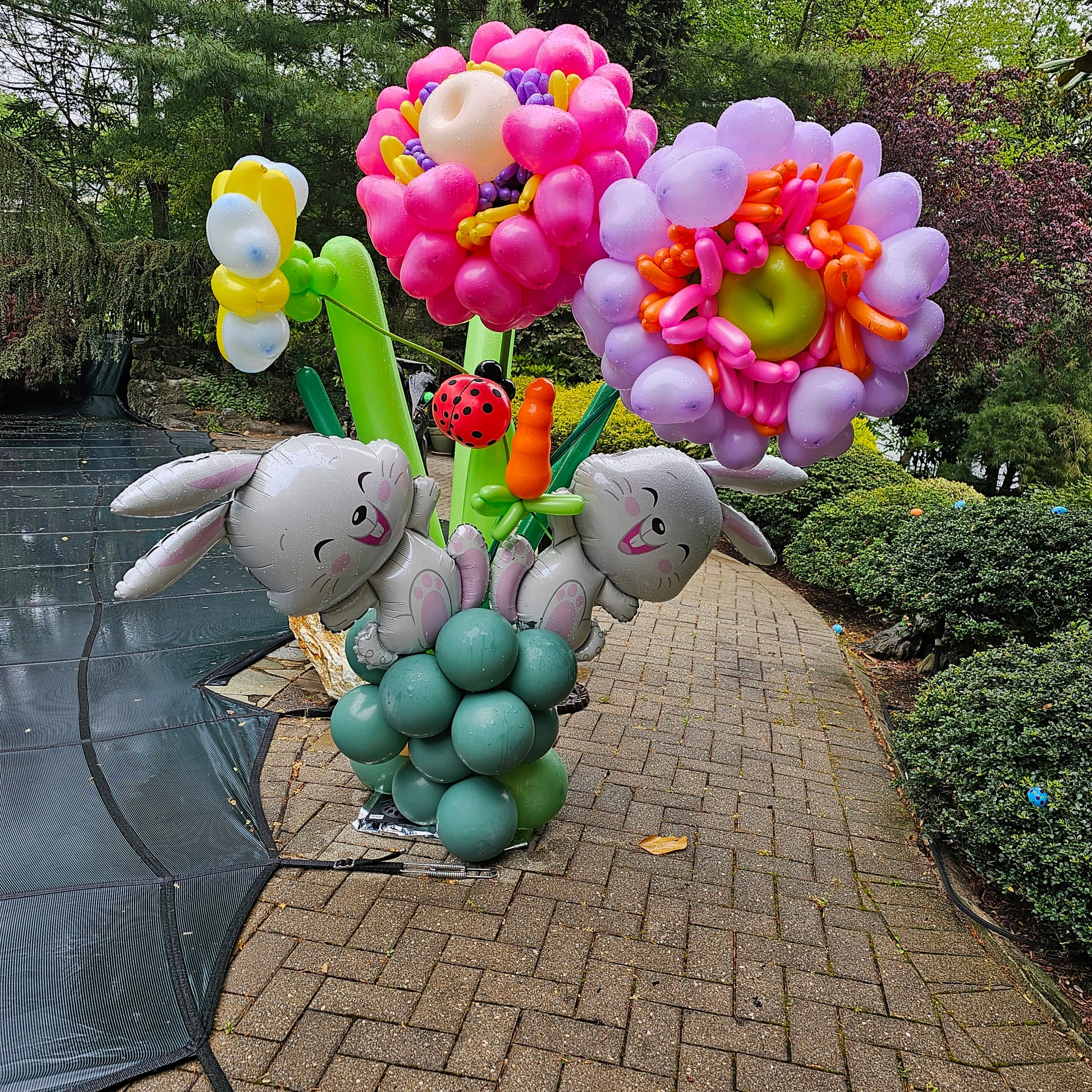 Astra Flower - Custom Balloon Decor