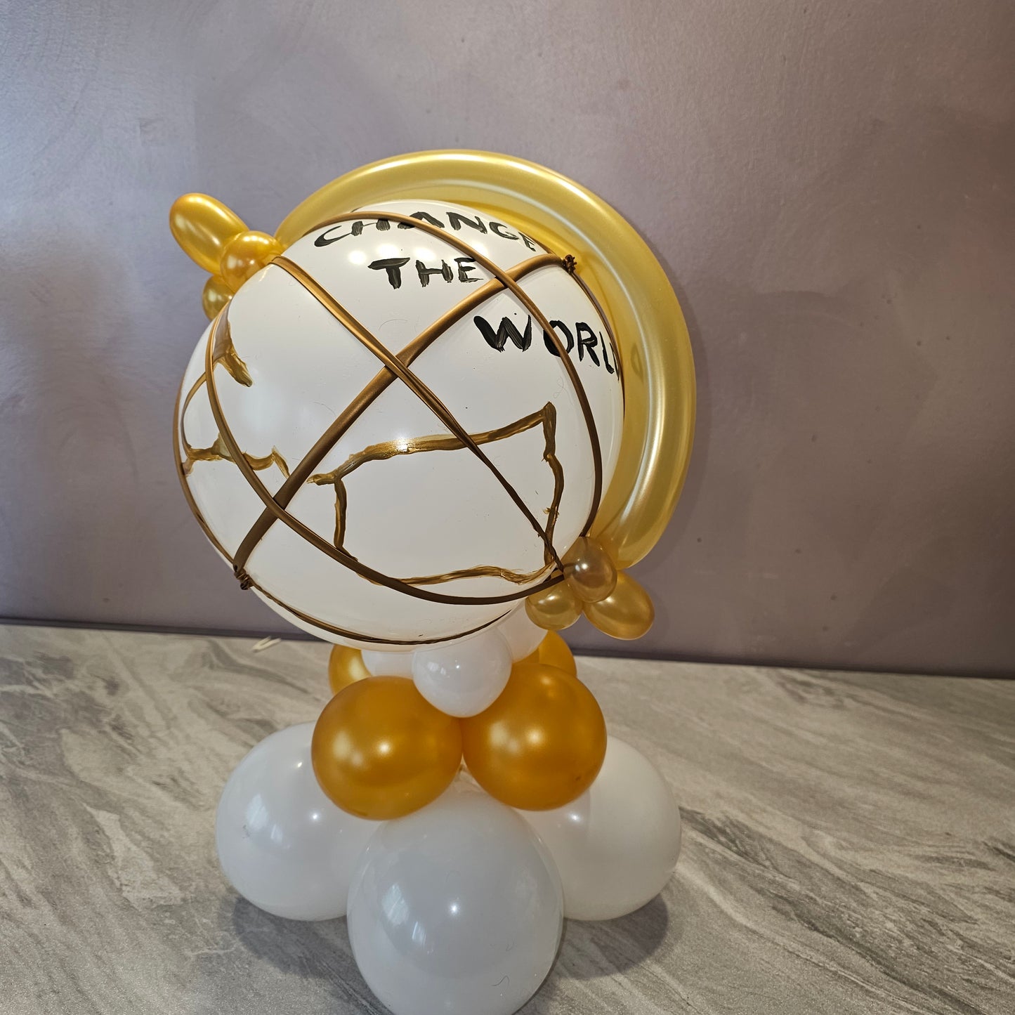Graduation Globe Custom Balloon Art Decor
