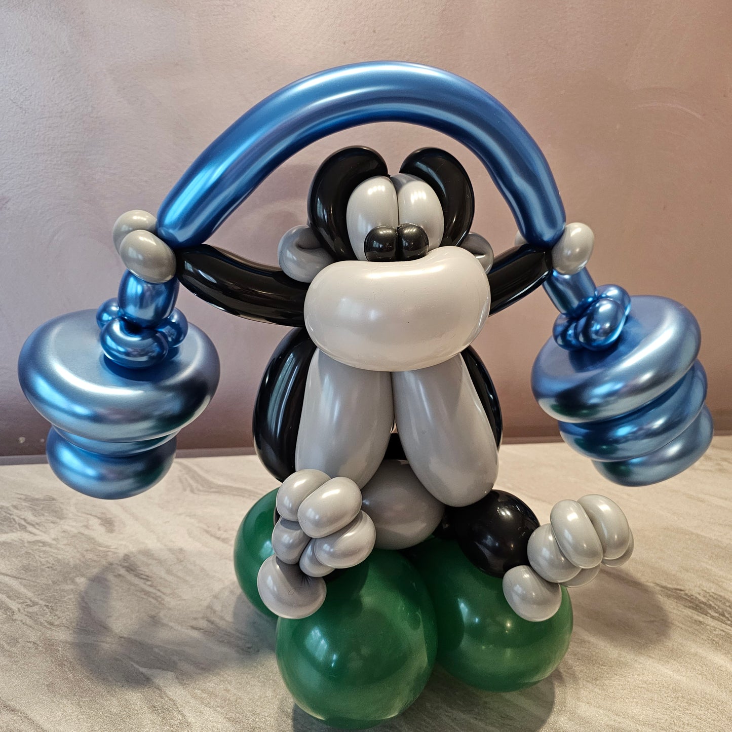Blue Bar Custom Balloon Art Decor