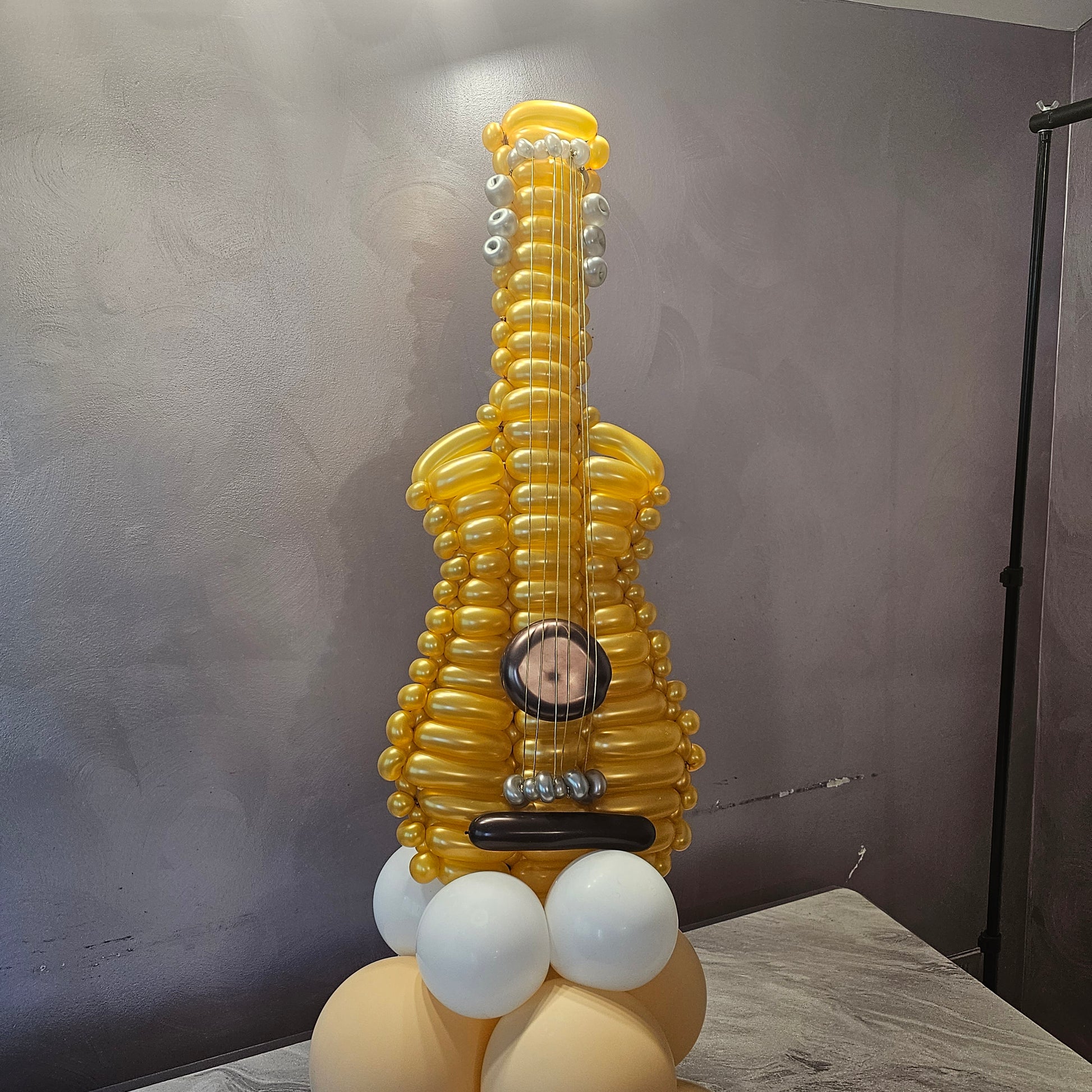Gold Guitar Custom Ballon Art Decor