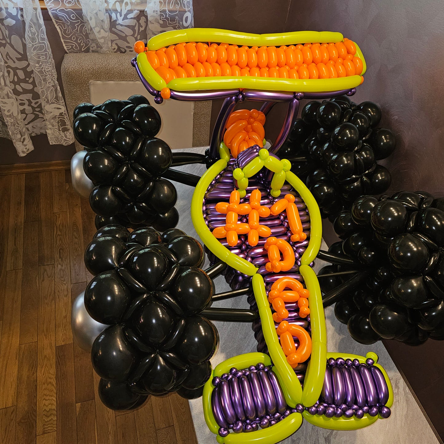 Race Car Custom Balloon Decor