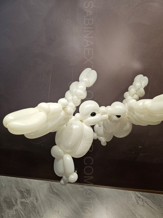 Love Doves Custom Balloon Art Decor