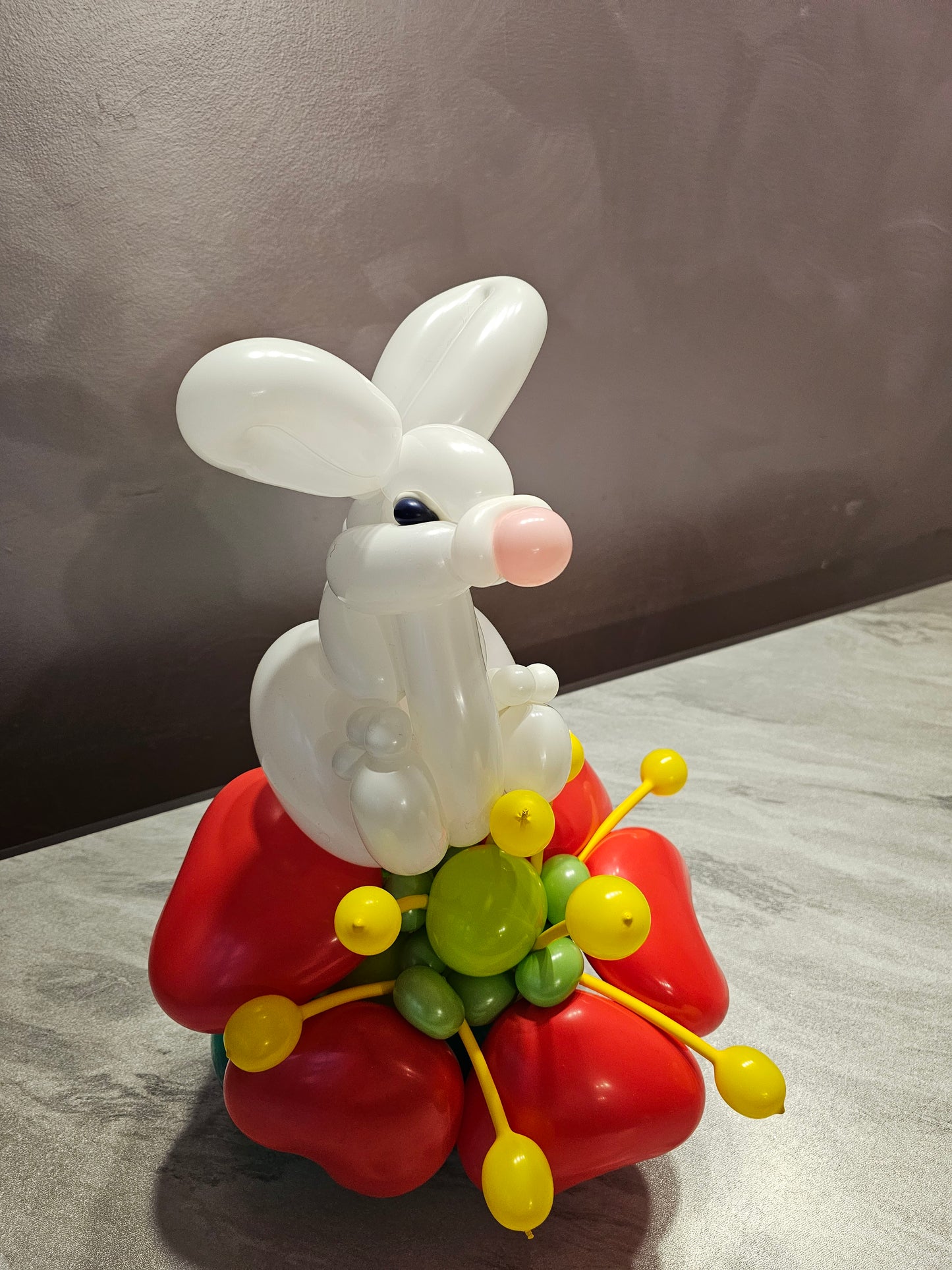 Bunny Hopper Love Custom Ballon Art Decor