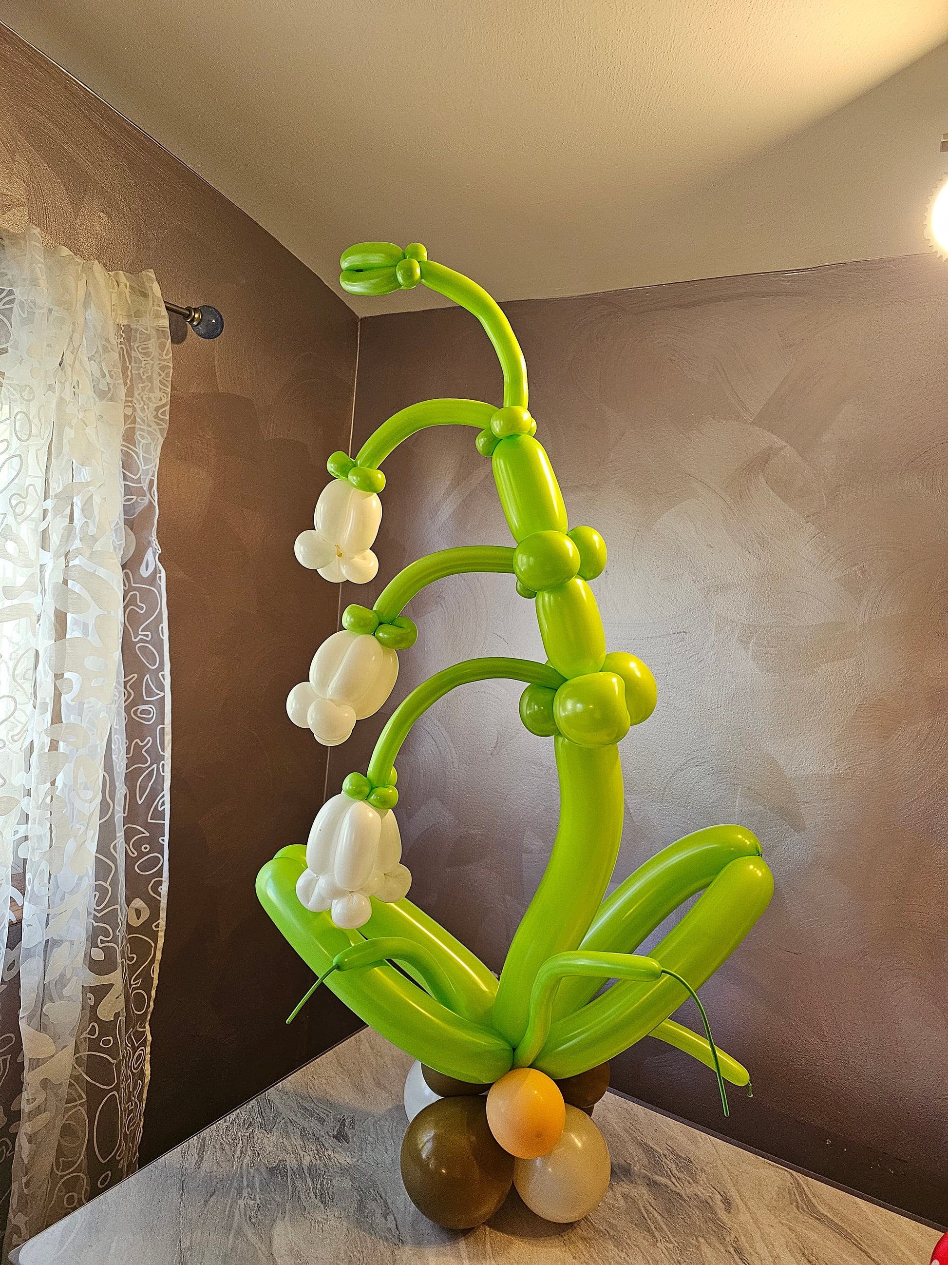 Lilly of The Valley Custom Balloon Art Decor